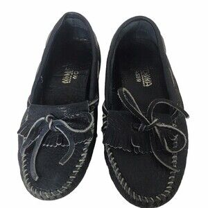 Minnetonka Navy Blue Leather Fringed Moccasin